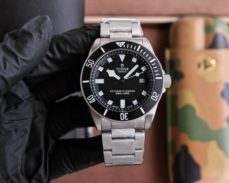 Tudor 42mm 0413122